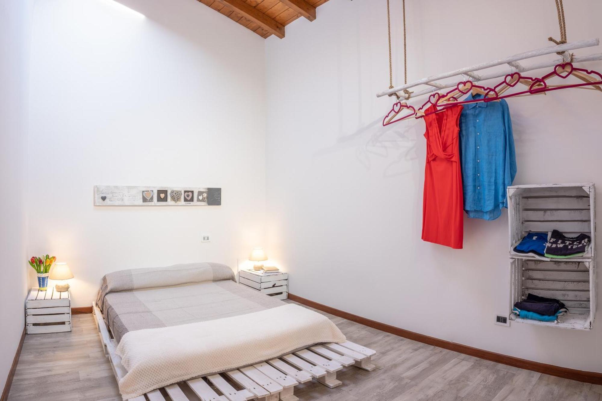 La Luna Nel Lago Lake View Garden - Happy Rentals 이스프라 외부 사진
